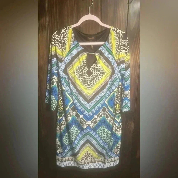 Laundry by Shelli Segal Dress. Size: Medium - Picture 2 of 10